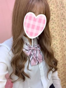 10代制服姿の可愛い美少女揃ってます！　赤坂六本木制服・美少女図鑑